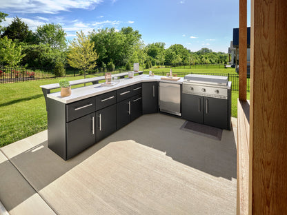 Emory | Corner Outdoor Kitchen Island with Bar Seating & Built-In Griddle – Right