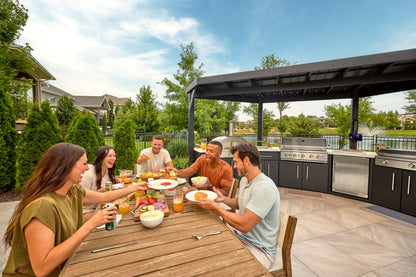 Edgemont Cove | Curved Outdoor Kitchen with Built-In Grill, Griddle & Pizza Oven