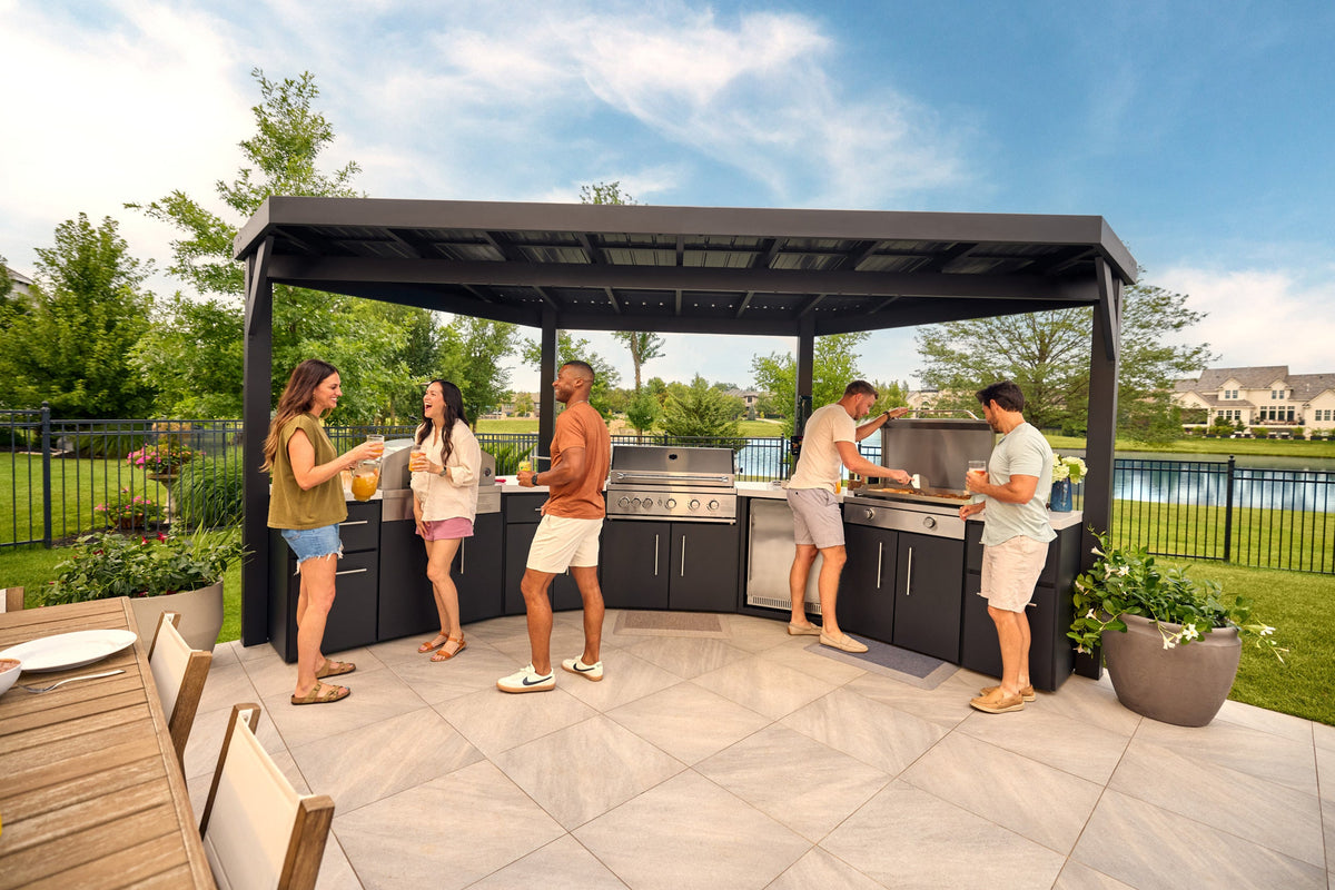 Edgemont Cove | Curved Outdoor Kitchen with Built-In Grill, Griddle & Pizza Oven