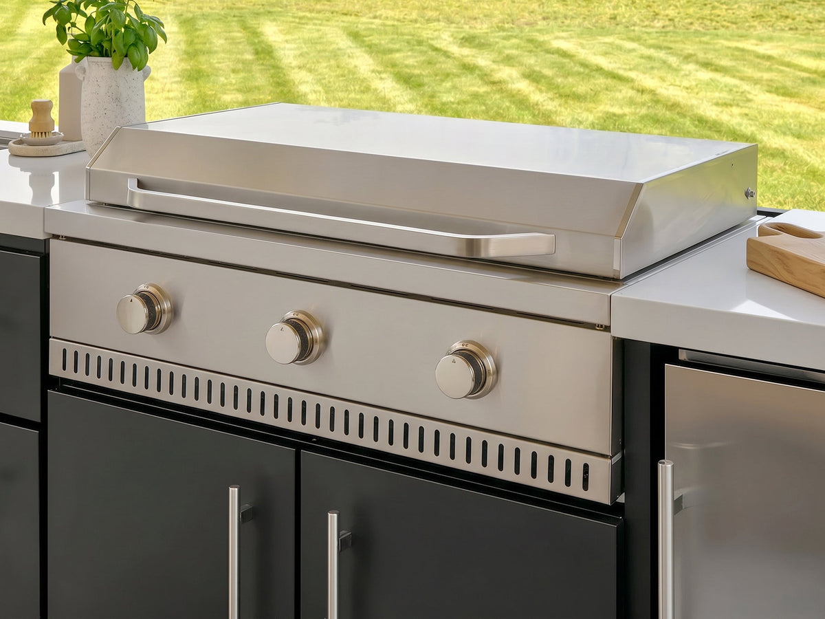 Emory | Corner Outdoor Kitchen Island with Bar Seating & Built-In Griddle – Right