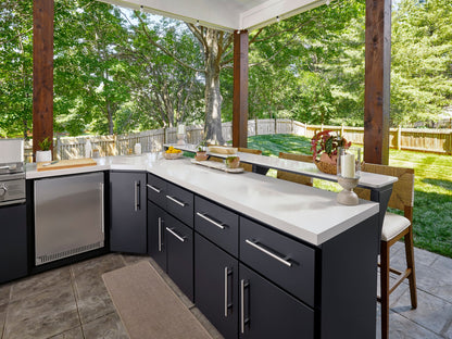 Emory | Corner Outdoor Kitchen Island with Bar Seating & Built-In Griddle – Left