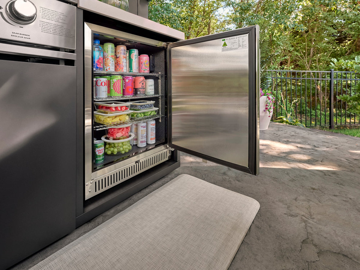 Lancaster | Galley Outdoor Kitchen with Built-In Grill & Pizza Oven